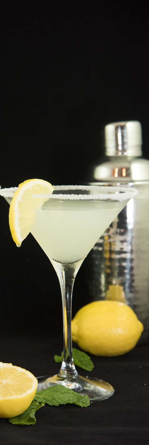 Lemon Drop Martini Recipe | Summer Cocktails | Earth Gear